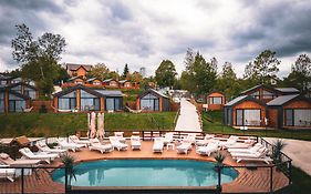 Moon Village Comarnic